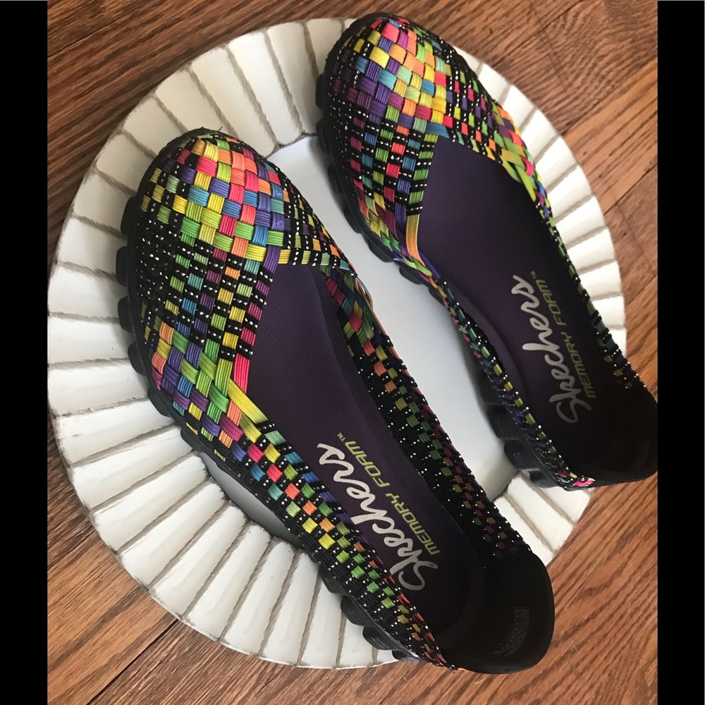 Skechers memory foam flats NWOT